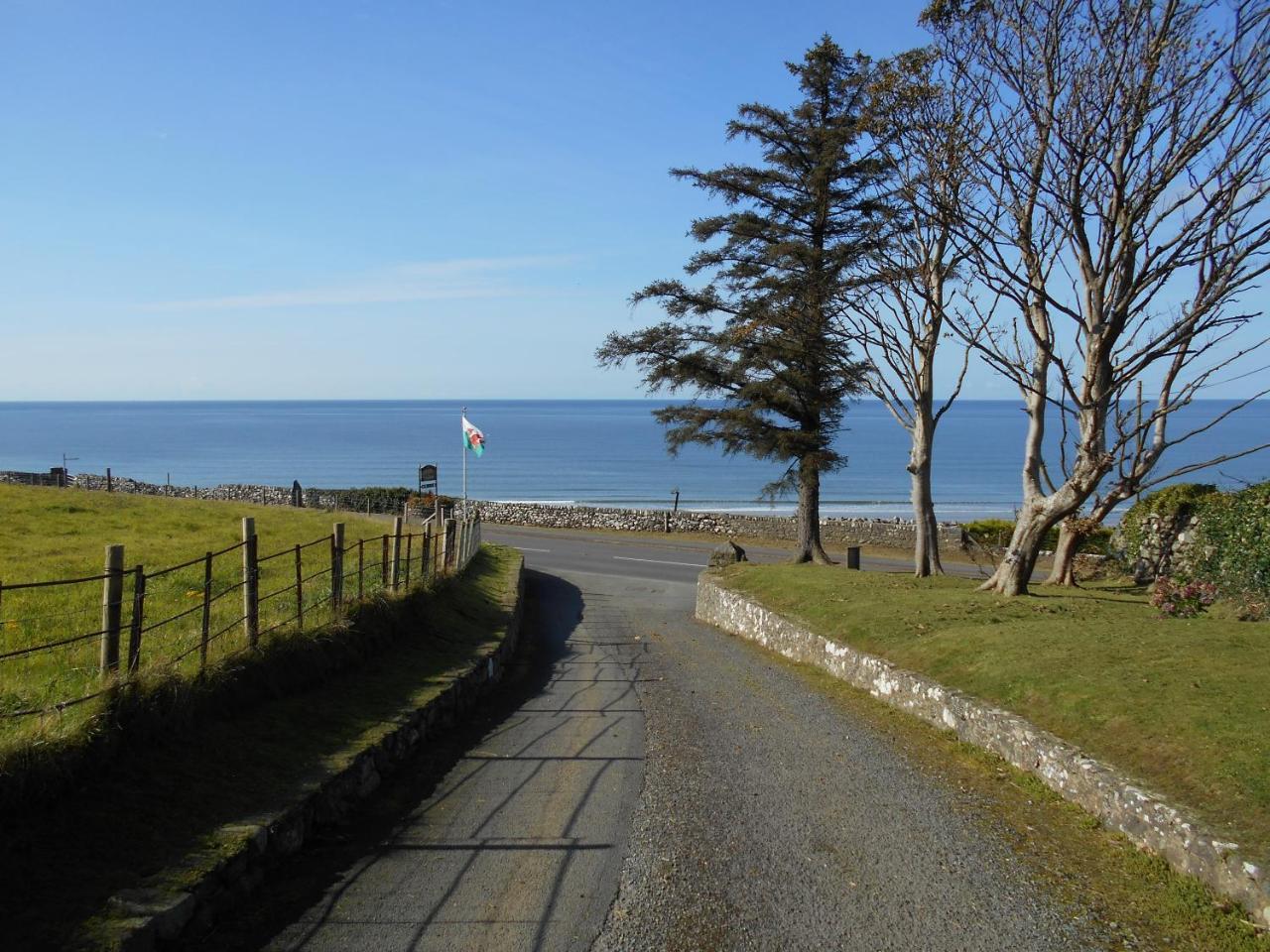 Hendre Clochydd Hall Llanaber エクステリア 写真